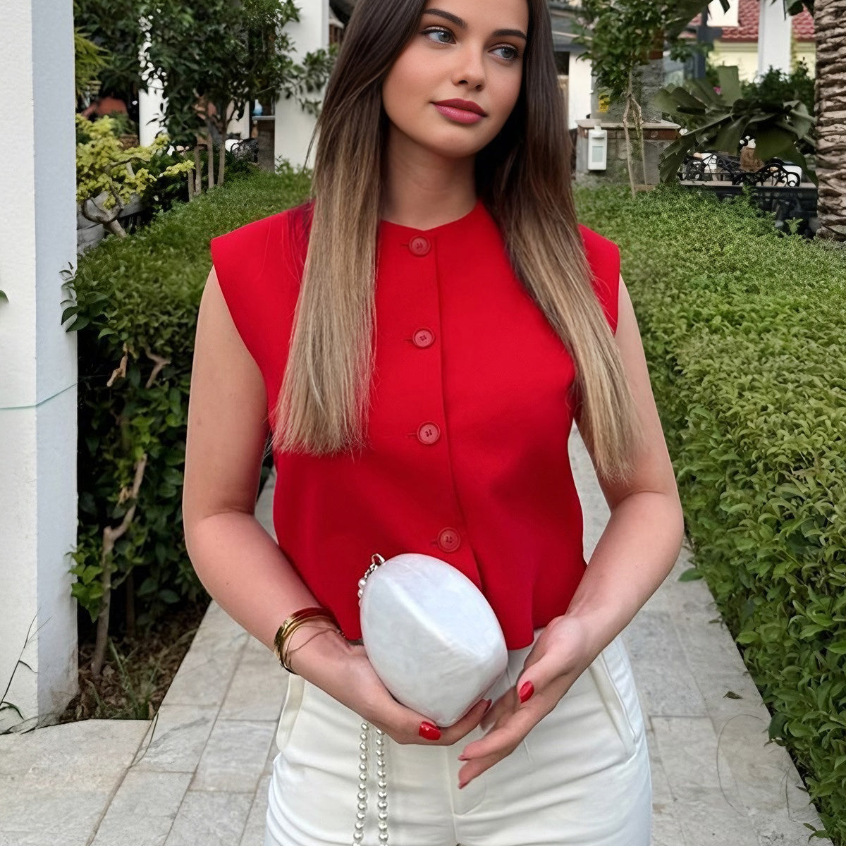 Crimson Essence Yelek