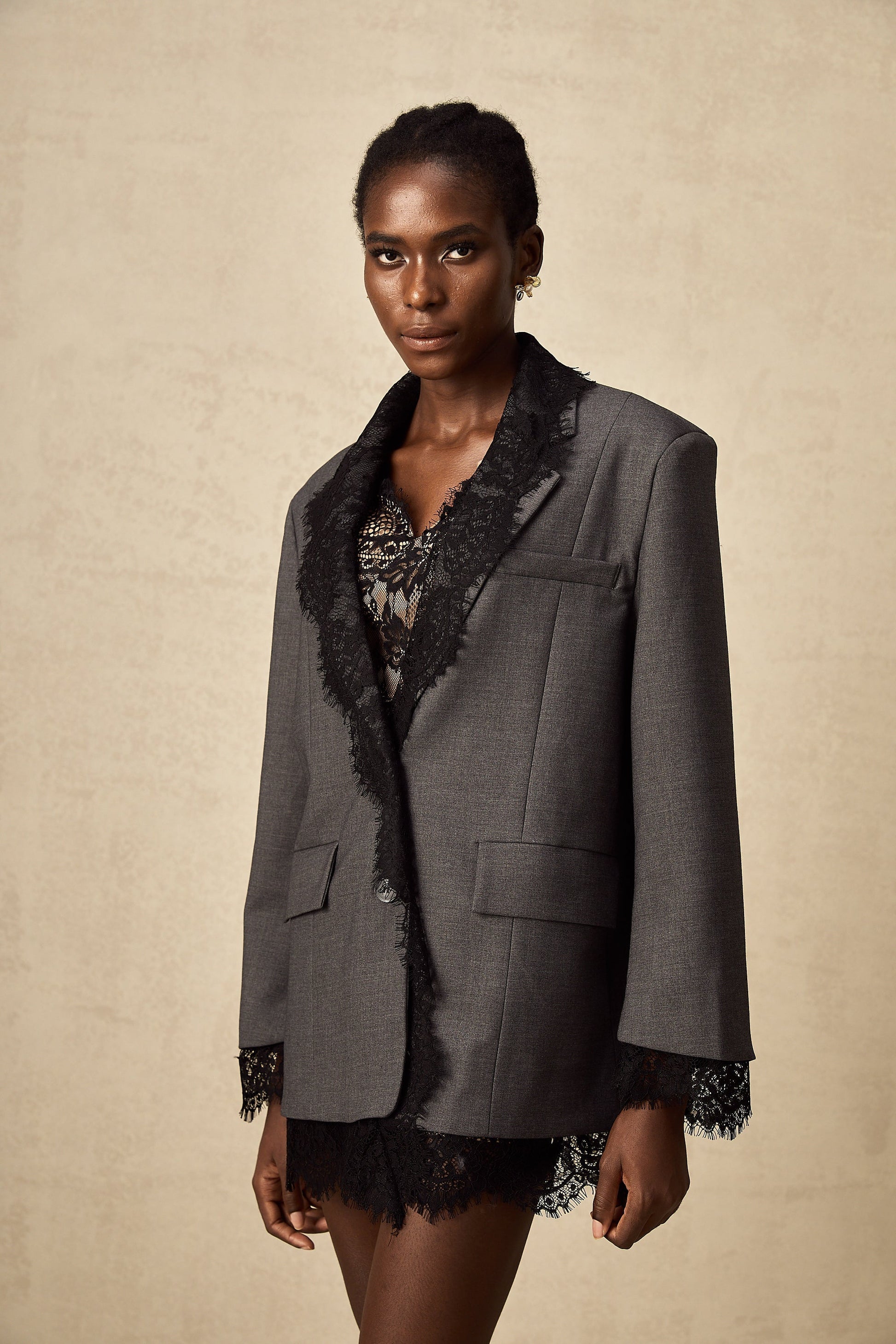 Diana Dantel Yaka Detaylı Blazer Ceket