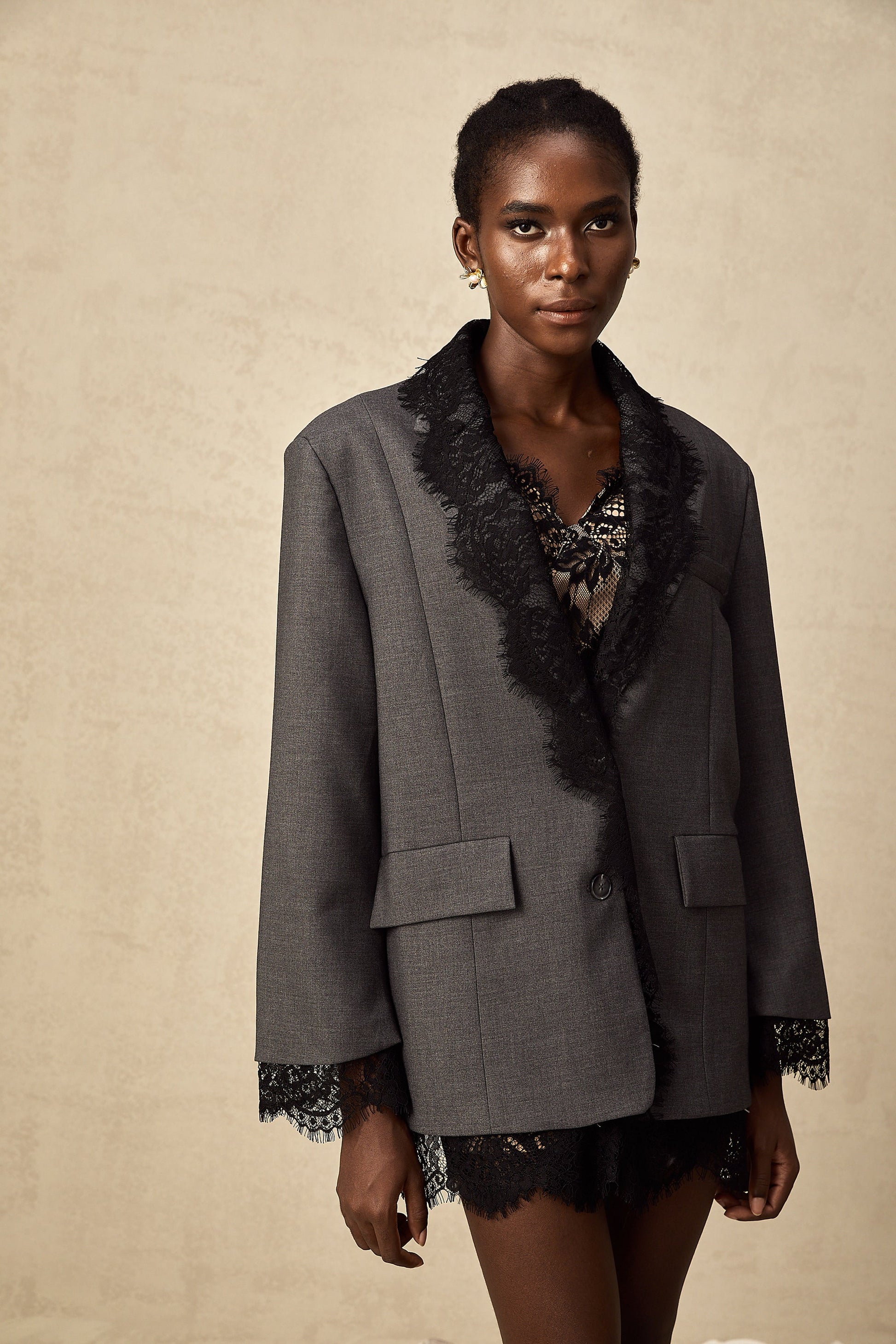 Diana Dantel Yaka Detaylı Blazer Ceket
