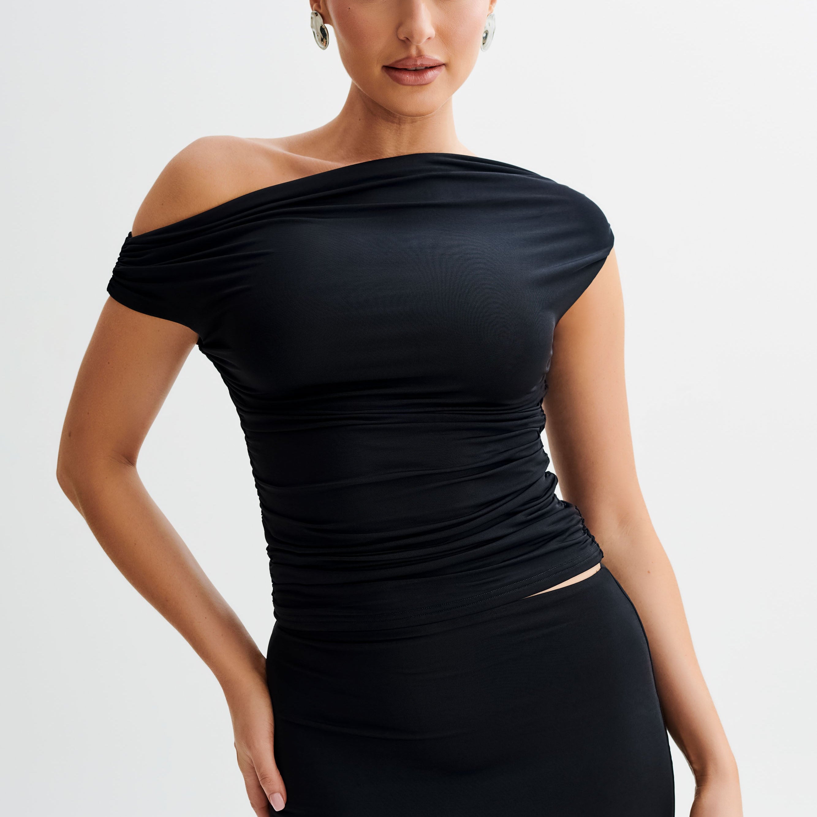 Alayna Slinky Ruched Top - Black