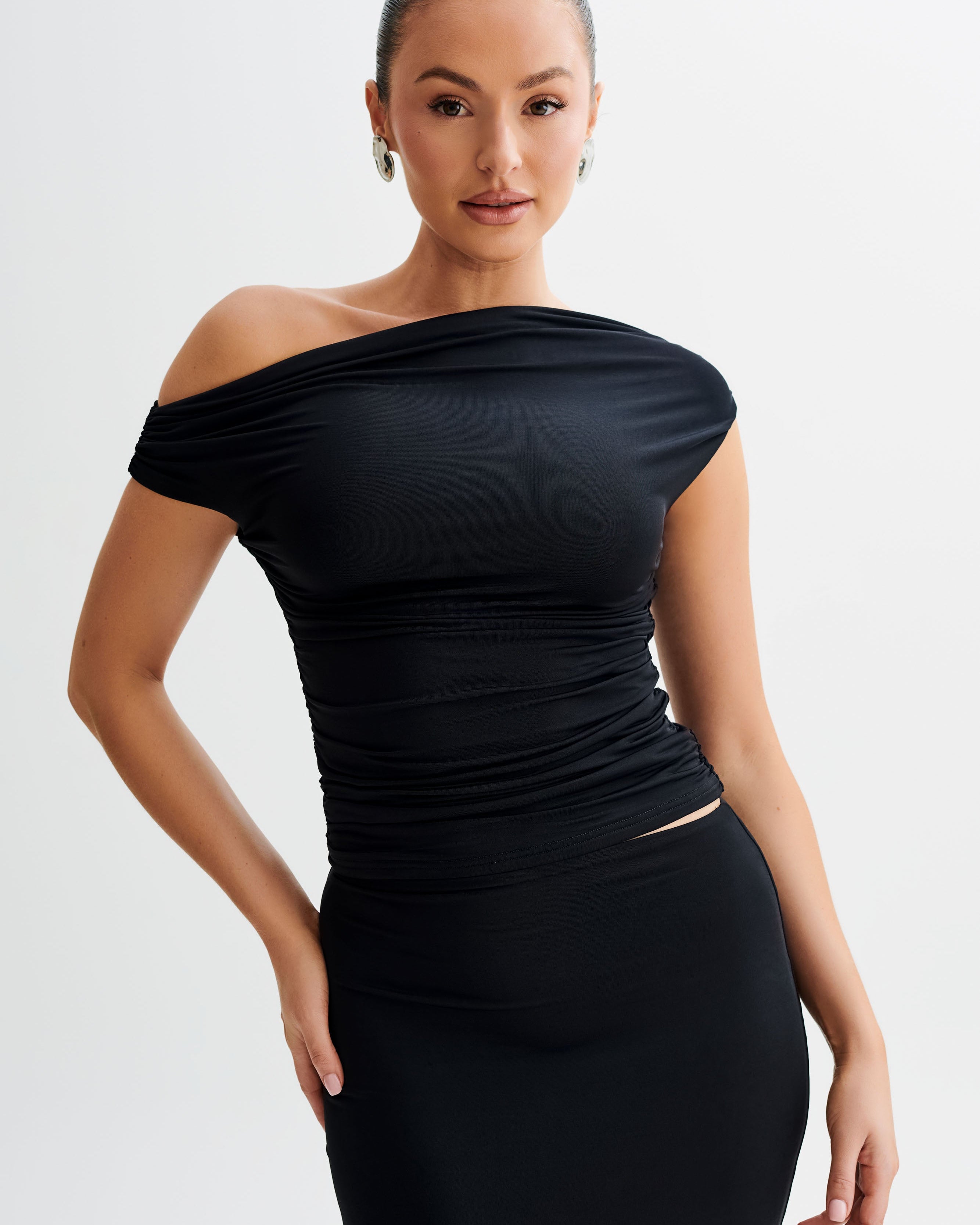 Alayna Slinky Ruched Top - Black