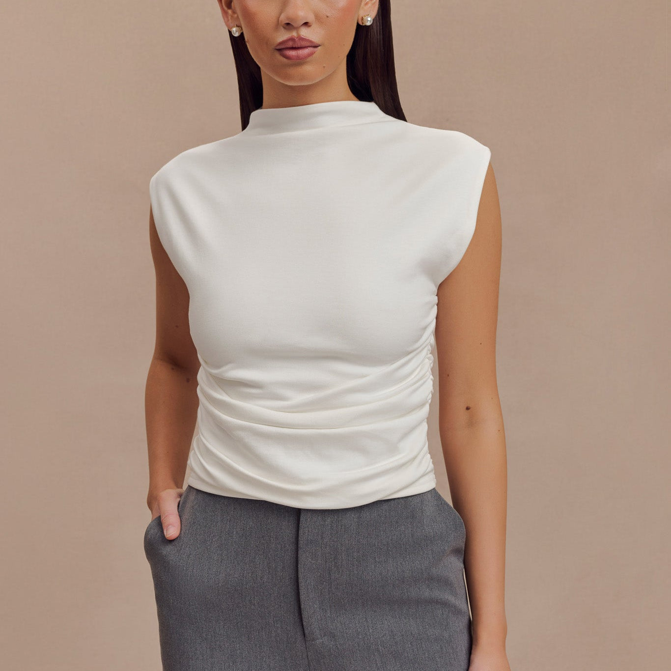 Ellia High Neck Sleeveless Üst