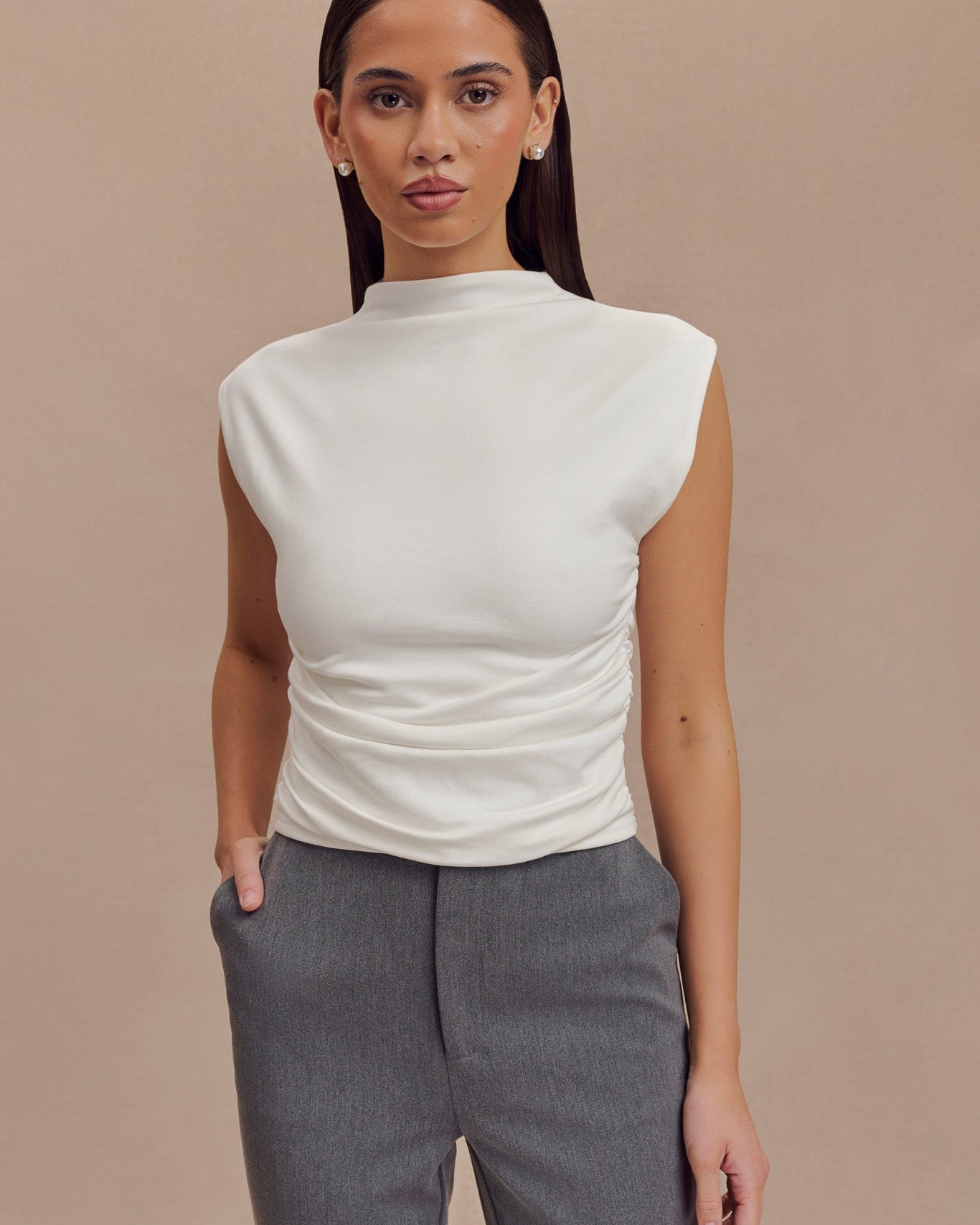 Ellia High Neck Sleeveless Üst