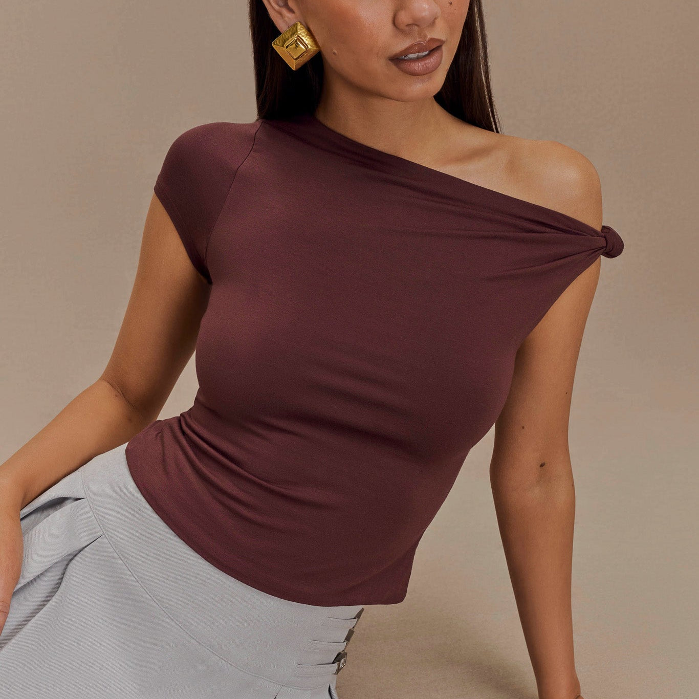 Betty Short Sleeve Modal Top With Knot Shoulder - Mahogany
