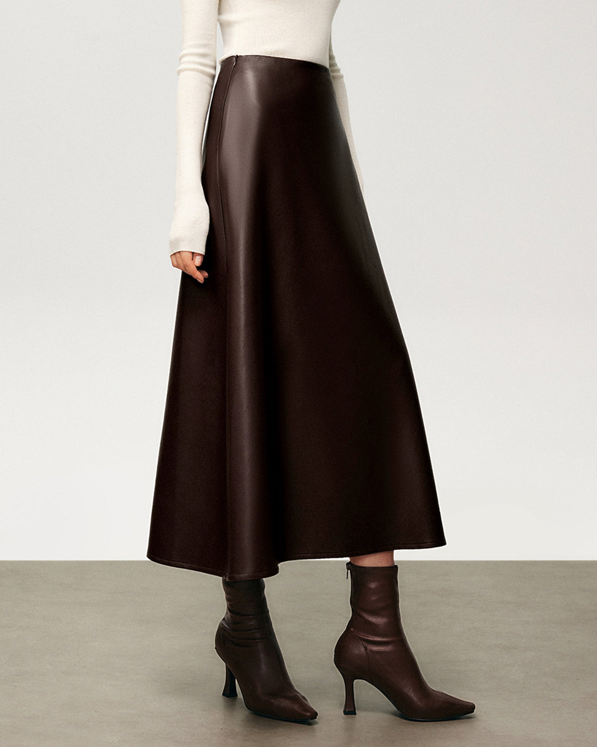 Pleated Kahverengi Suni Deri Etek