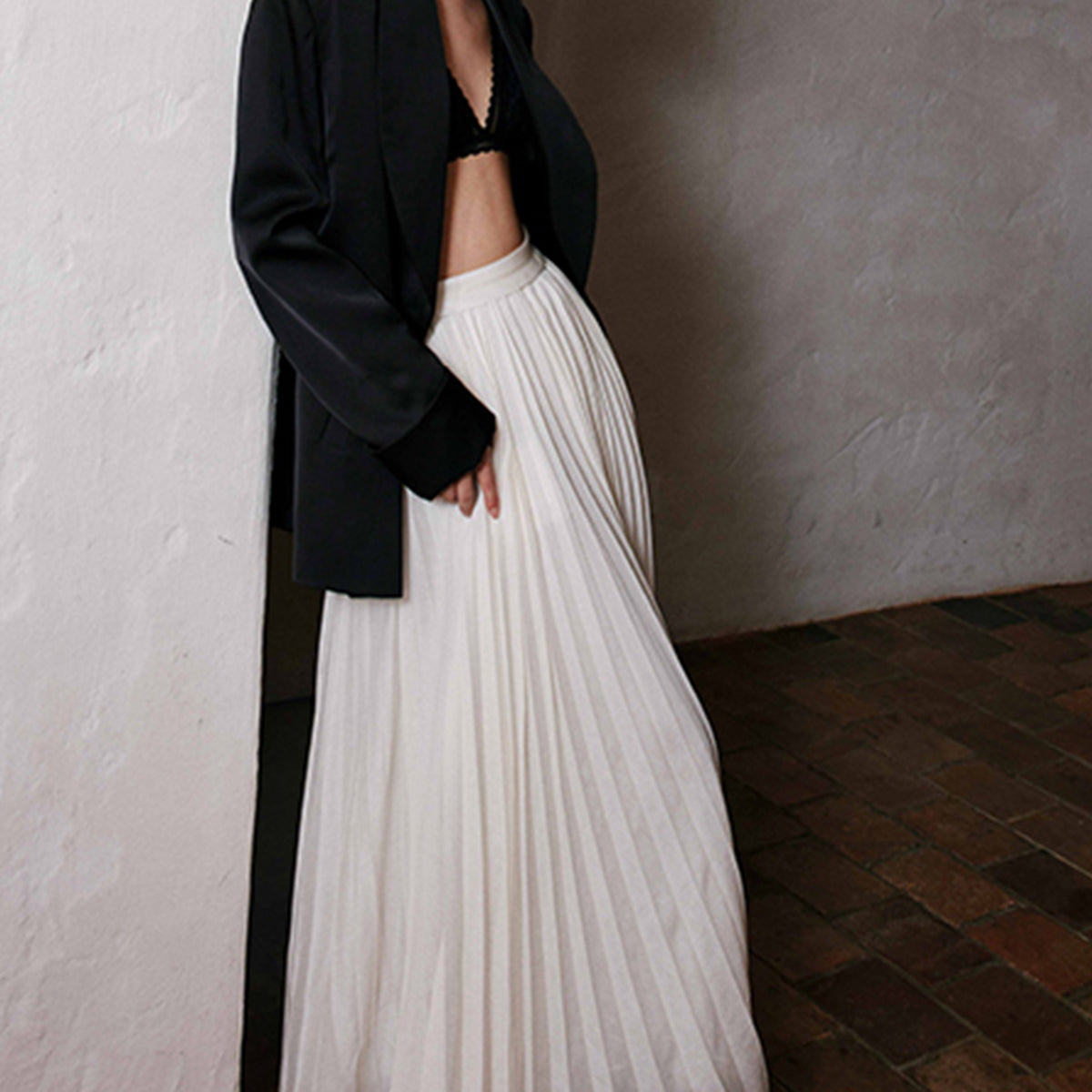 Solid Pleated Maxi Etek