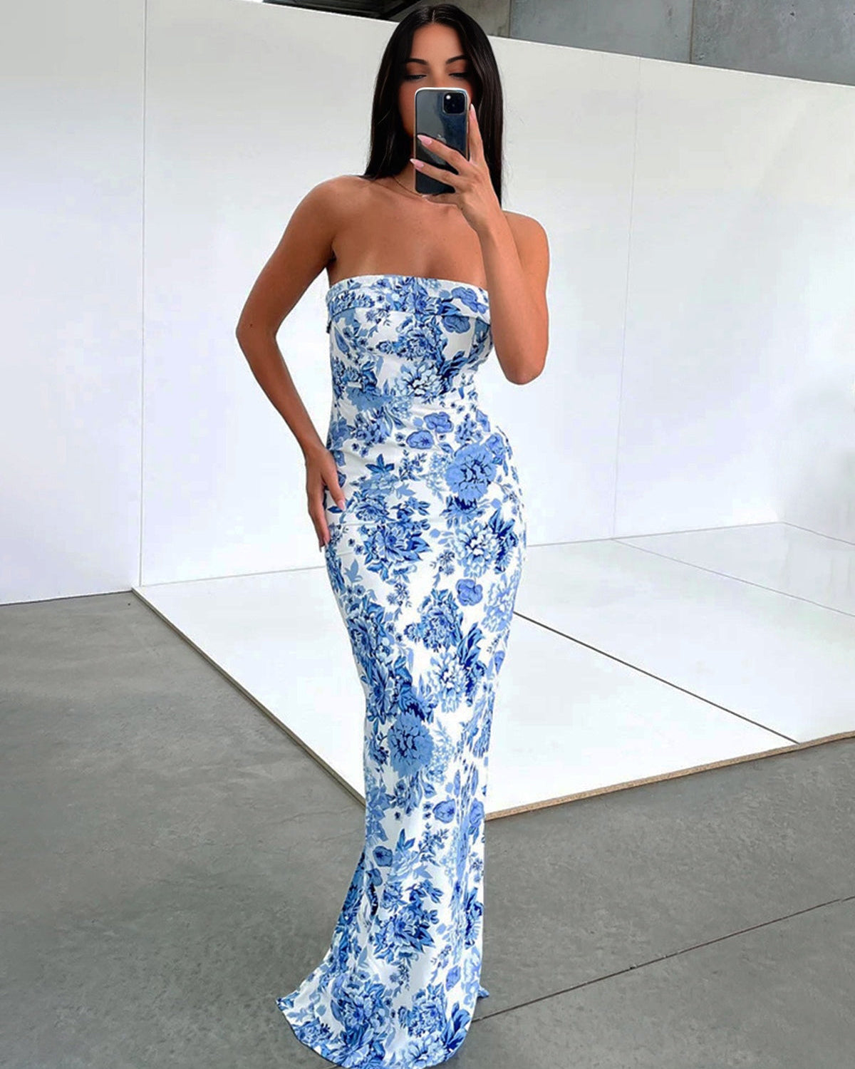 Floral Esintili Uzun Yırtmaçlı Elbise