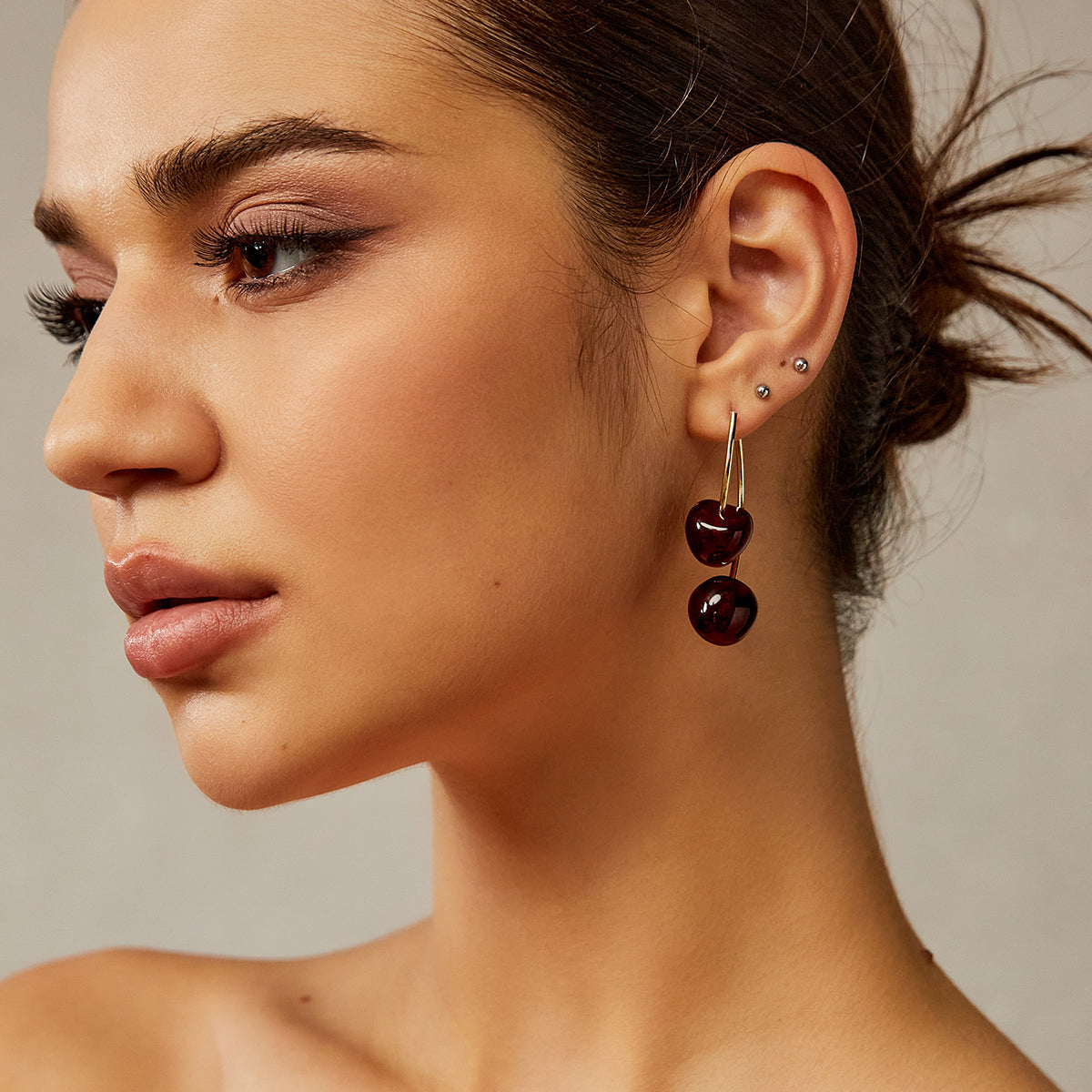 Kiraz Charm Sallantılı Küpe