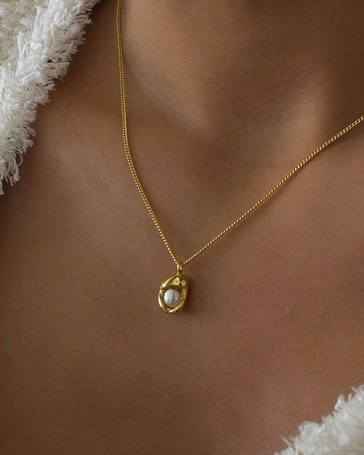 Minimalist Barok İnci Kolye