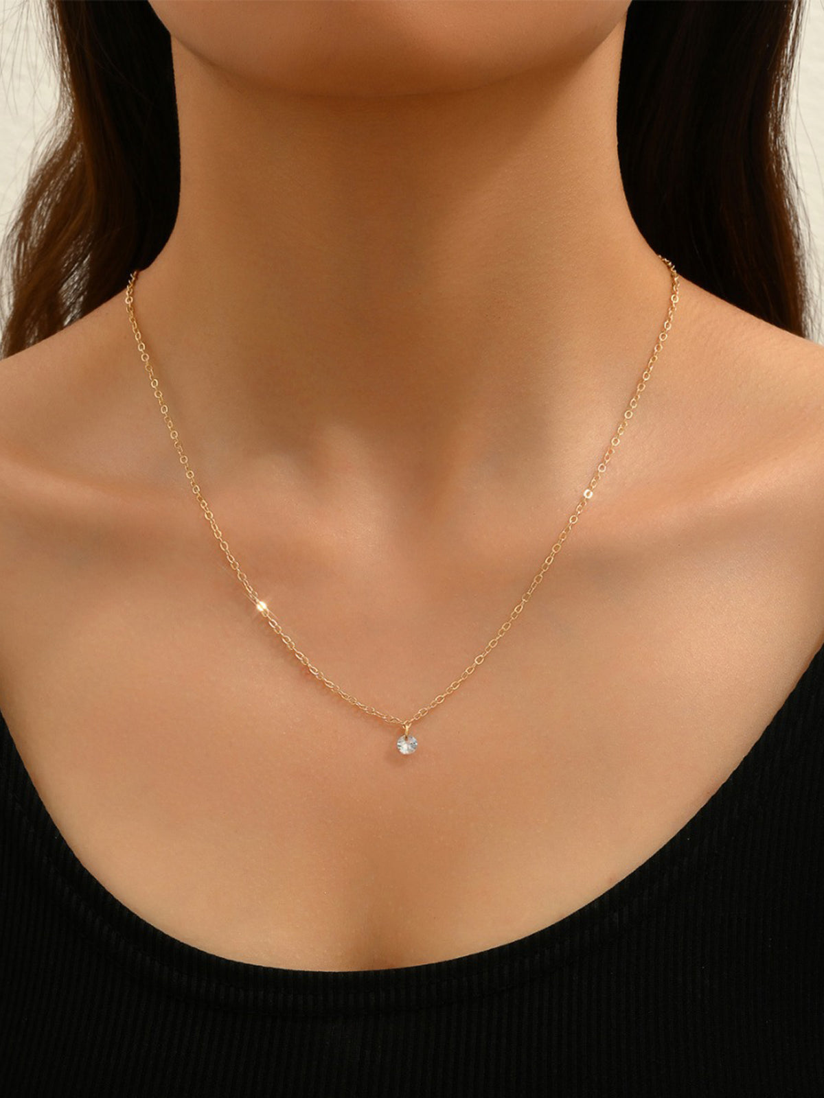 Strass Taşlı Yığınlı Tasma Kolye