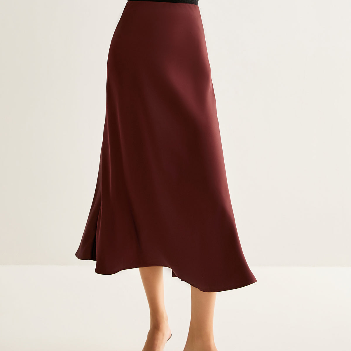 Flowy Satin Midi Etek