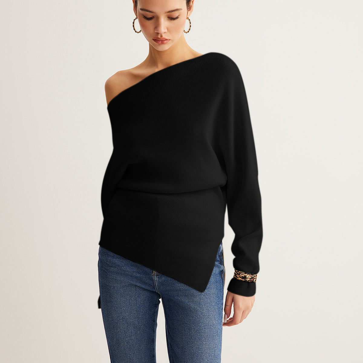 Yün Karışımlı Asimetrik Yakalı Örgü Bluz