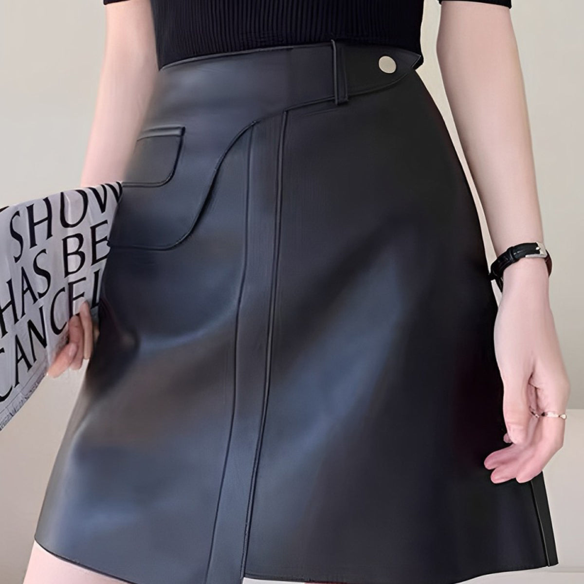 Mid-Waist Asymmetrical Faux Leather Mini Etek