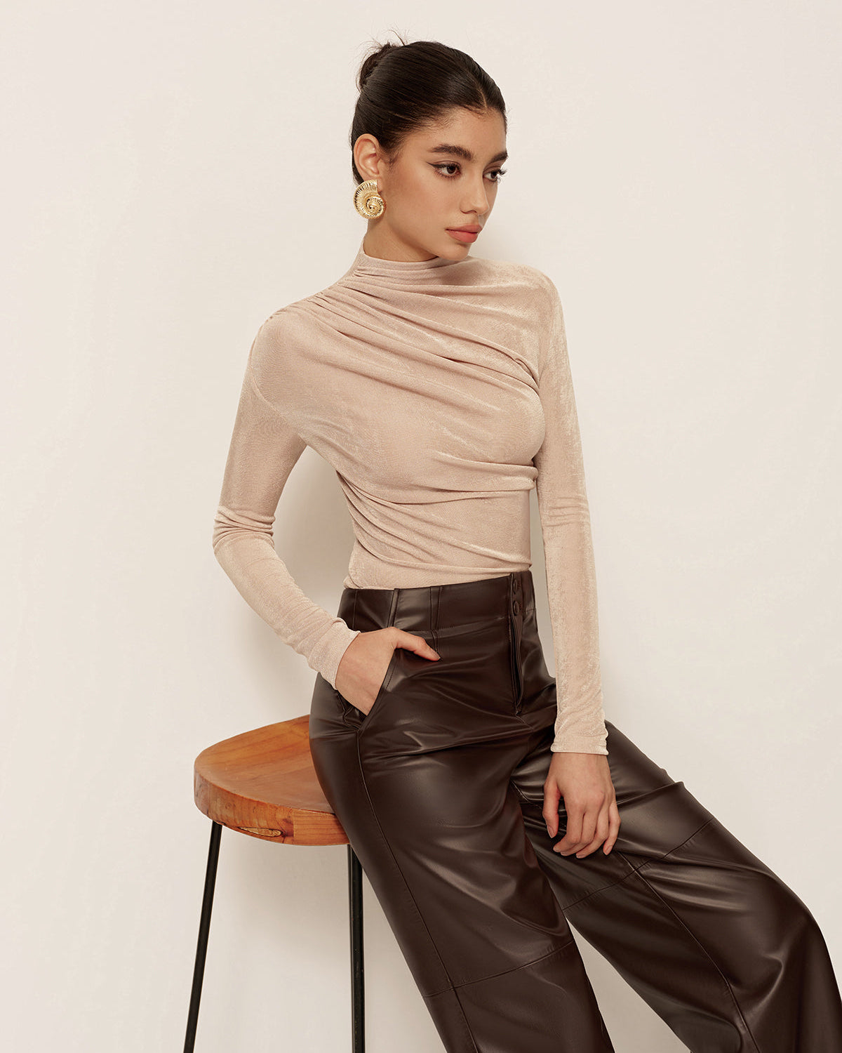 Plise Detaylı Bluz