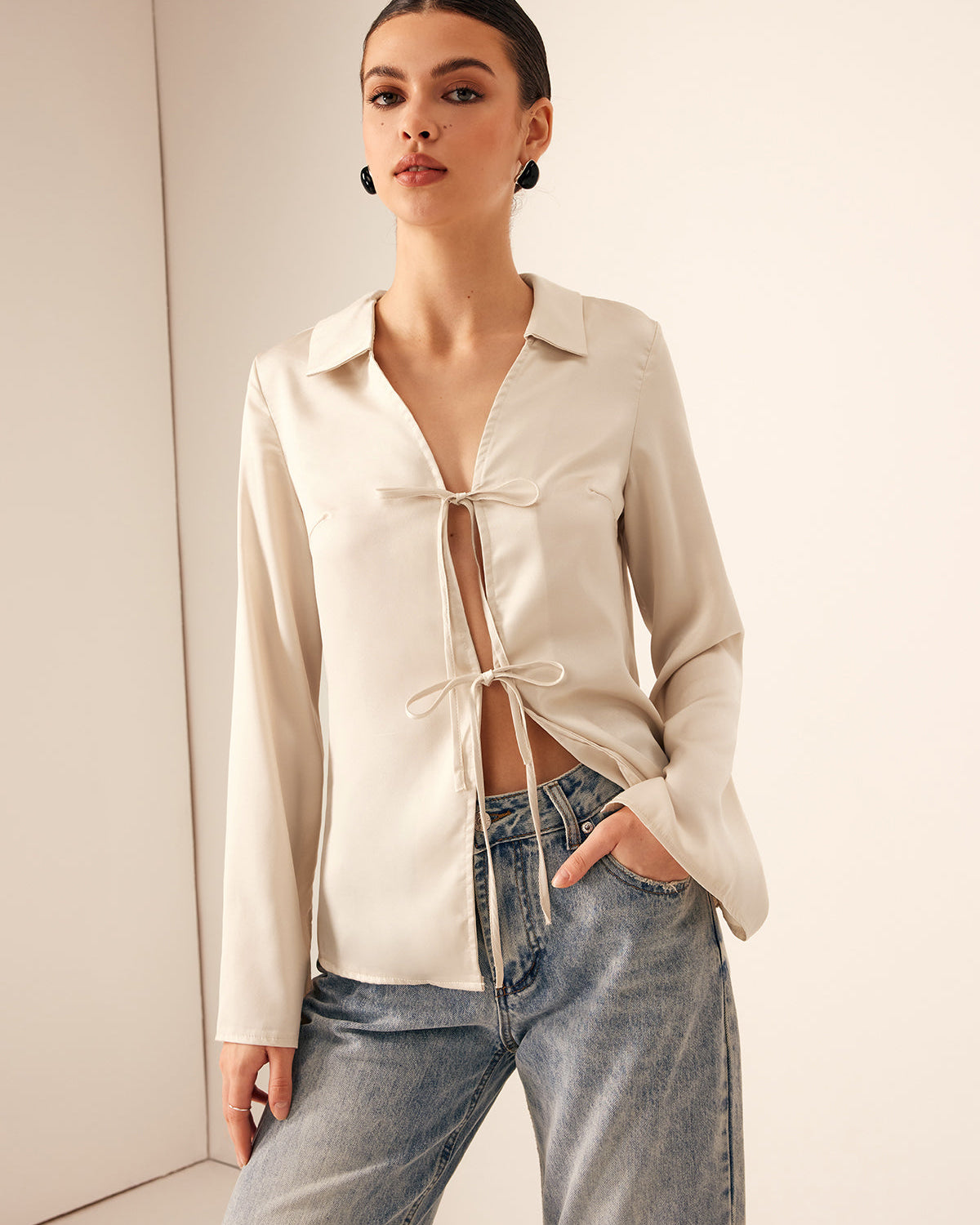 Ivory Bağcık Detaylı Bluz