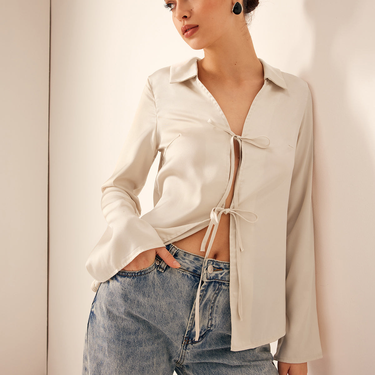 Ivory Tied Minimal Bluz