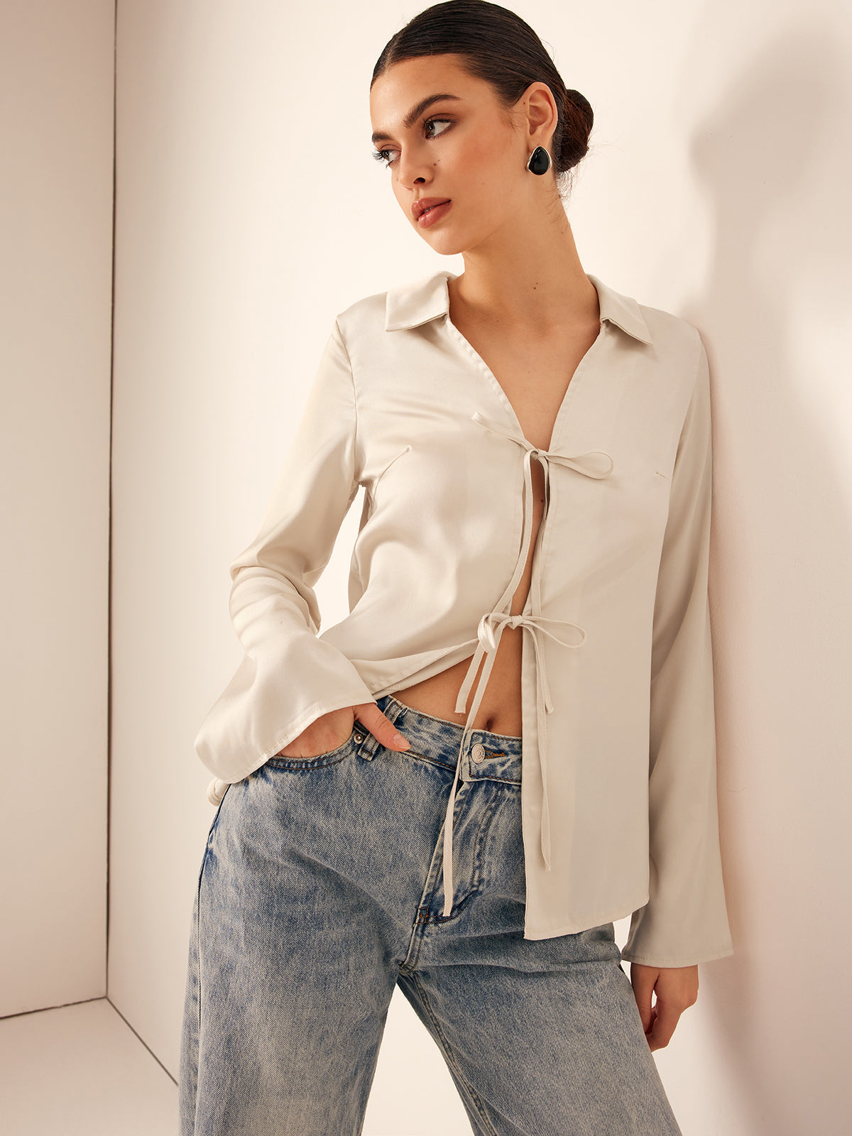 Ivory Tied Minimal Bluz
