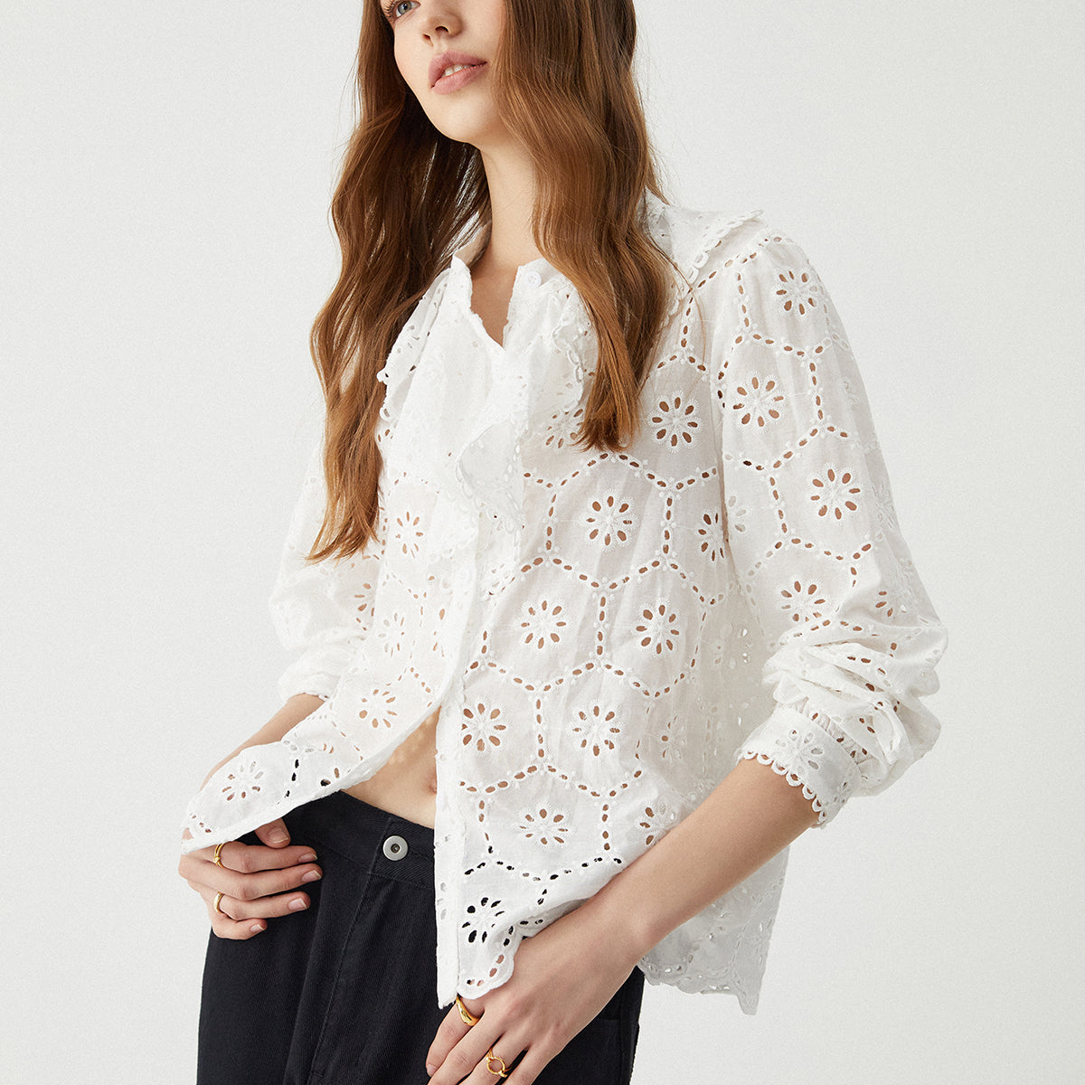 Lace Blossom Nakışlı Bluz