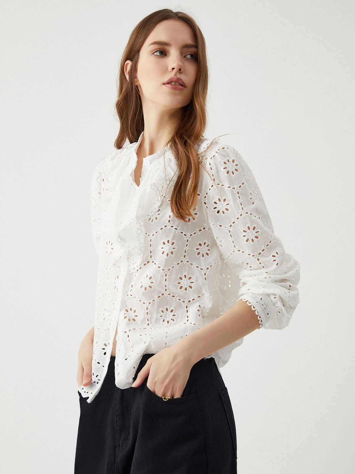 Lace Blossom Nakışlı Bluz
