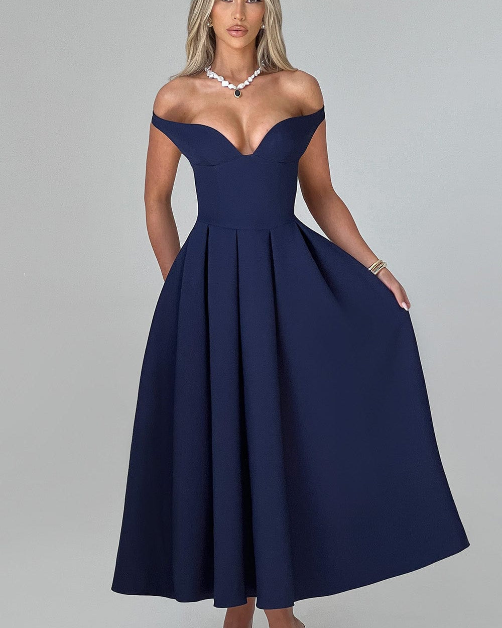 Midnight Midi Elbise