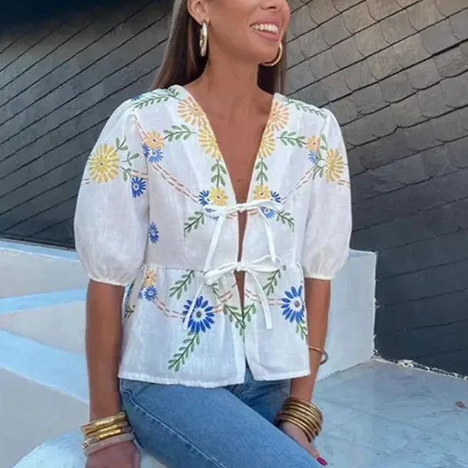 Çiçekli Fiyonk Peplum Bluz