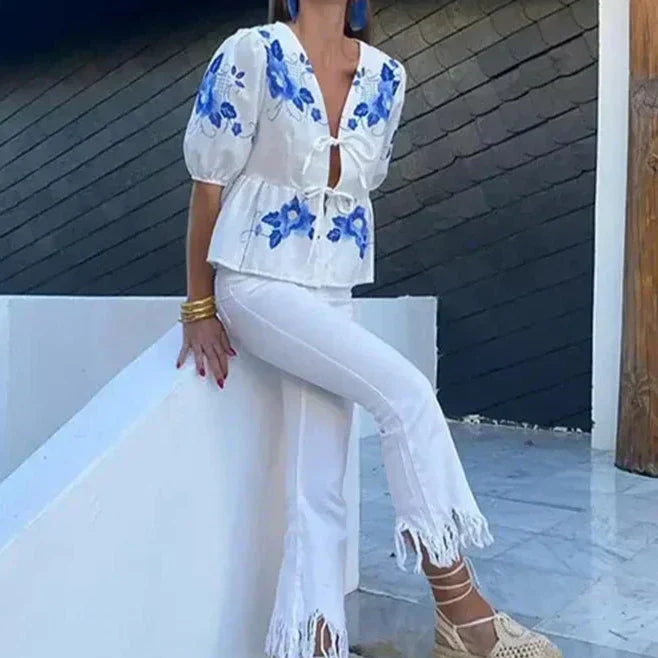Çiçekli Fiyonk Peplum Bluz